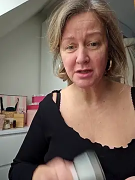 MarleneBloem online show from February 2025 09:43:02 AM