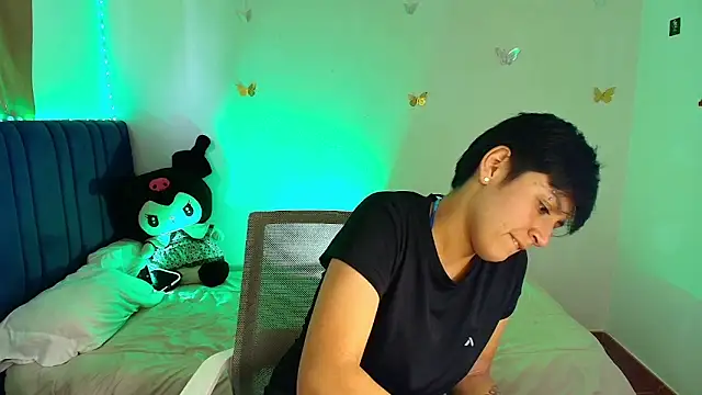 9 Fernanda 9 online show from April 2026 05:21:01 PM