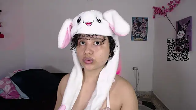 lou cute online show from November 2025 09:09:01 AM