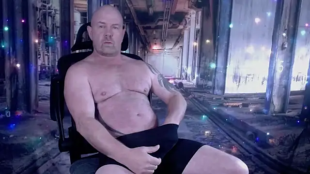 Snapshot of ManlyPrisonGuy chatting on November 2025 01:55:01 PM ManlyPrisonGuy online show from November 2025 01:55:01 PM