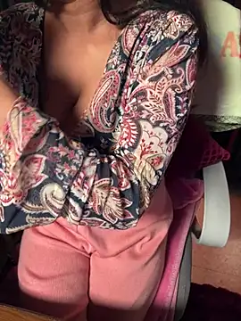 sexy-simmy online show from January 2026 05:40:01 PM