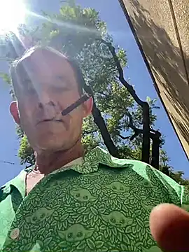 Roninfrog13 online show from April 2026 08:00:02 PM