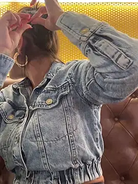 Mau White online show from December 2024 12:50:01 AM