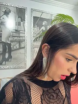 Mau White online show from April 2026 06:34:02 PM