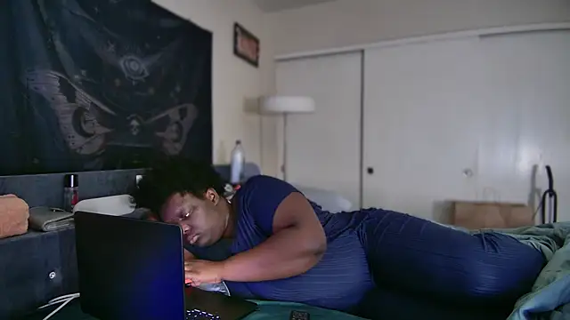 Snapshot of Yagurl__west chatting on January 2025 04:22:01 PM Yagurl west online show from January 2025 04:22:01 PM