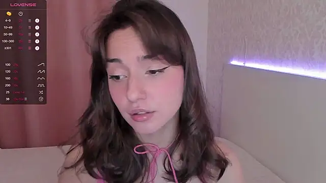 Snapshot of XYour_CharmX chatting on December 2024 08:41:01 AM XYour CharmX online show from December 2024 08:41:01 AM