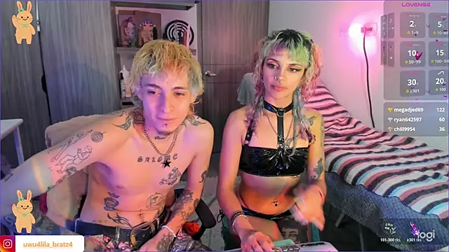 Snapshot of badeyes_crazygoat chatting on April 2026 04:46:01 AM badeyes crazygoat online show from April 2026 04:46:01 AM