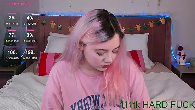   KawaiiYuki   online show from January 2025 09:21:02 AM