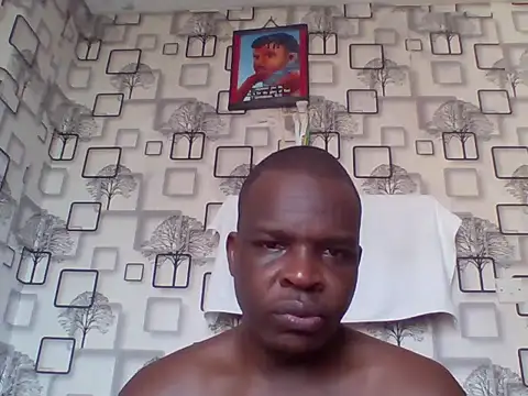 Snapshot of Chumba_001 chatting on April 2026 05:04:02 AM Chumba 001 online show from April 2026 05:04:02 AM