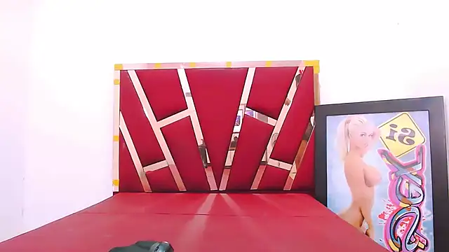 Snapshot of ana_star chatting on March 2025 02:46:02 AM ana star online show from March 2025 02:46:02 AM