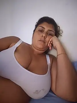 AlyDenalioficial online show from April 2026 09:39:33 PM