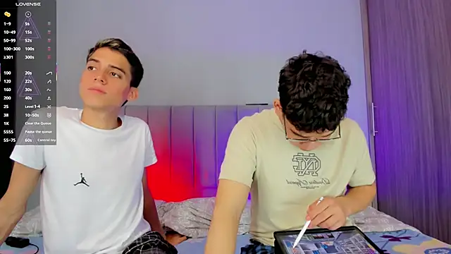 Snapshot of jake_and_joaquin chatting on March 2025 11:01:02 AM jake and joaquin online show from March 2025 11:01:02 AM