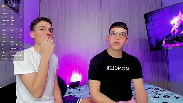 Snapshot of jake_and_joaquin chatting on November 2025 01:50:01 AM jake and joaquin online show from November 2025 01:50:01 AM