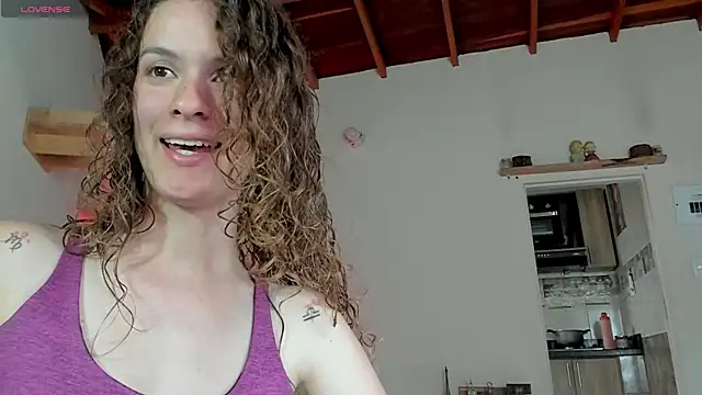 Rainbow leia online show from April 2026 07:34:02 PM