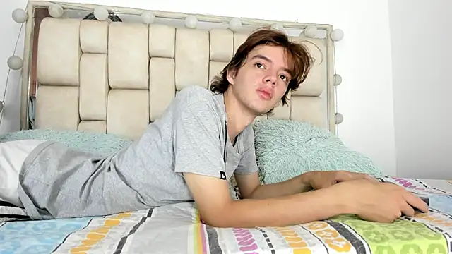 Snapshot of daniel_hot03 chatting on January 2026 01:26:01 PM daniel hot03 online show from January 2026 01:26:01 PM