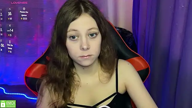 Snapshot of Natural_babe666 chatting on June 2026 01:00:02 PM Natural babe666 online show from June 2026 01:00:02 PM