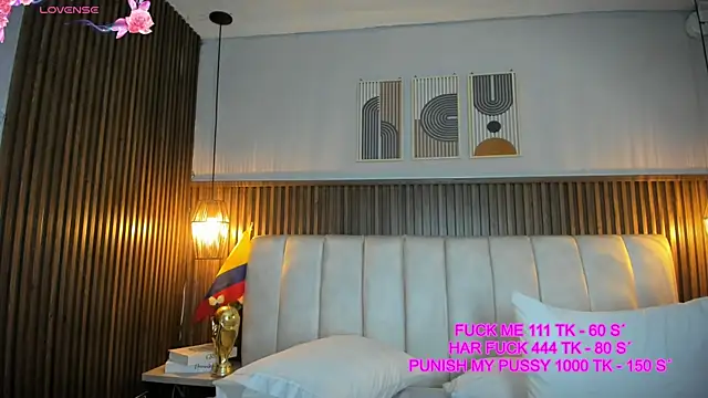 Snapshot of Ashleyy23x chatting on July 2026 07:19:02 PM Ashleyy23x online show from July 2026 07:19:02 PM