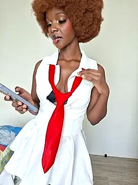 Kamdollie online show from December 2025 07:36:01 AM