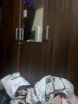 PARI Hun online show from February 2026 07:40:01 PM