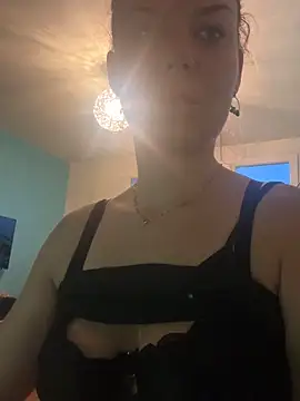 BabyNila online show from October 2025 06:14:02 AM