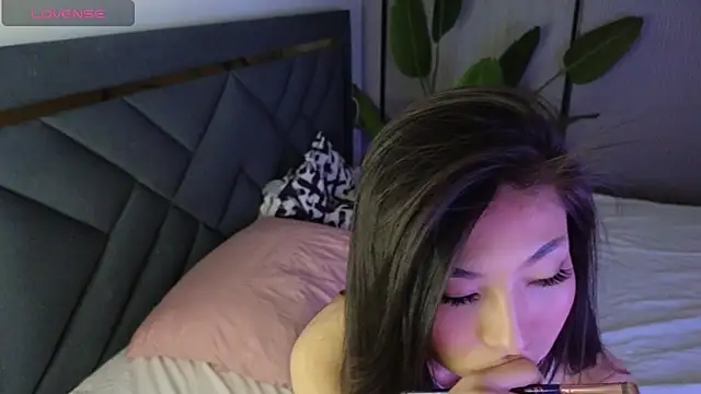 TrishaRey online show from March 2026 04:56:01 AM