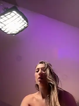 AnnaCastillo  online show from November 2025 11:40:01 PM