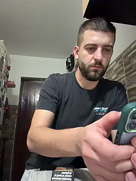 ElChapoGuzman95 online show from December 2025 05:05:01 AM