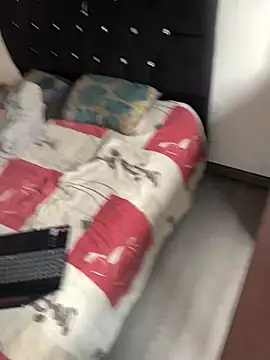 Snapshot of Mollly_n_david chatting on March 2026 07:07:01 PM Mollly n david online show from March 2026 07:07:01 PM