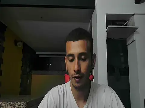 talktome4 online show from May 2026 01:25:02 AM