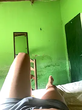 Snapshot of Duduhott chatting on September 2025 10:37:01 AM Duduhott online show from September 2025 10:37:01 AM