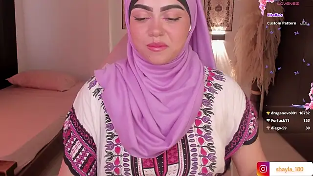 shayla 18 online show from March 2025 11:25:01 PM