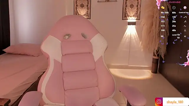 shayla 18 online show from March 2025 09:12:02 PM