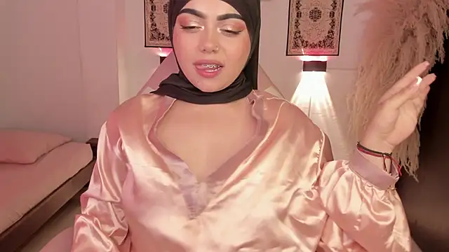 shayla 18 online show from April 2026 08:59:02 PM
