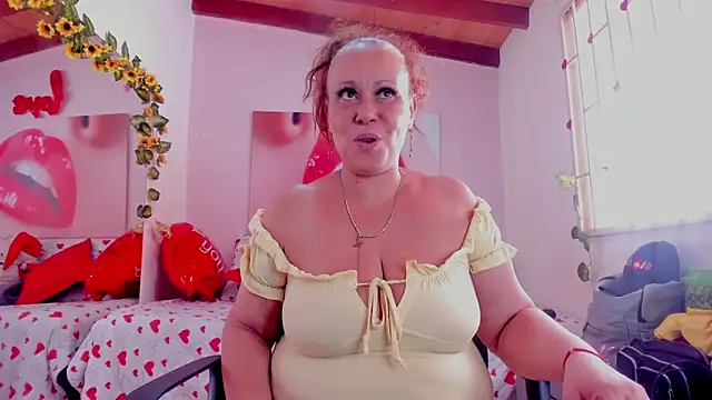 Cheryl JONES online show from March 2025 02:40:01 PM