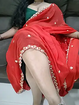 Snapshot of Mounika25 chatting on August 2026 06:43:02 PM Mounika25 online show from August 2026 06:43:02 PM