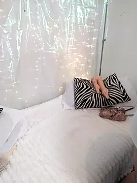 MaggieMoonxxx online show from March 2025 05:07:02 PM