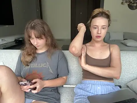 Nura n Sarah online show from March 2026 05:13:01 AM