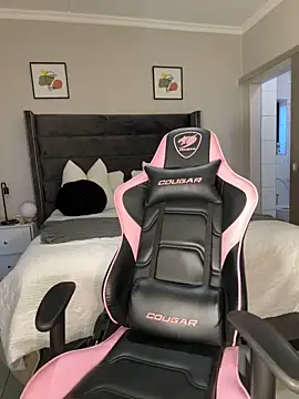 Neelo-Smith online show from February 2025 03:51:01 AM