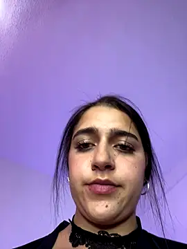 Snapshot of Alicia_Ruiz chatting on October 2025 06:04:01 PM Alicia Ruiz online show from October 2025 06:04:01 PM