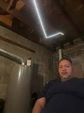 bigzae82 online show from December 2024 04:22:02 AM