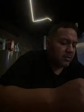 bigzae82 online show from January 2025 07:03:01 AM