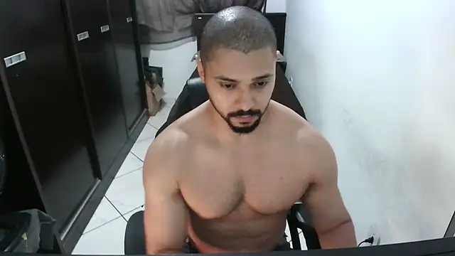 Brian Aries online show from November 2025 04:14:02 AM