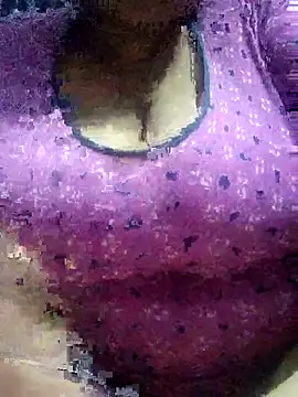 Snapshot of Seema_99 chatting on April 2026 06:23:01 PM Seema 99 online show from April 2026 06:23:01 PM