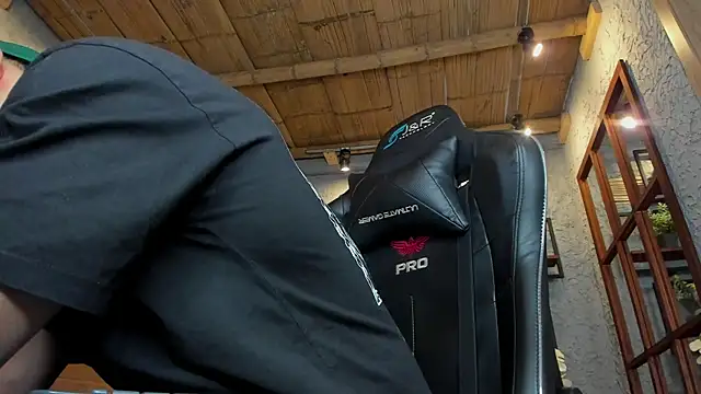 alexgiraldo  online show from March 2025 02:59:01 PM