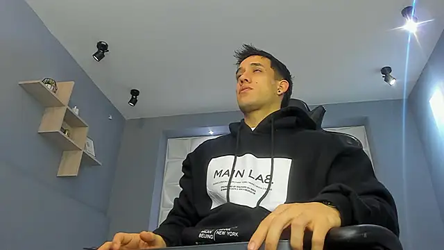 alexgiraldo  online show from March 2025 11:20:01 AM