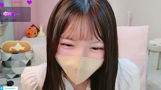 Snapshot of anchan_ chatting on June 2026 01:26:01 PM anchan online show from June 2026 01:26:01 PM