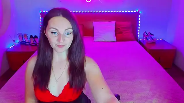 Snapshot of MagicEyess chatting on December 2024 02:06:01 PM MagicEyess online show from December 2024 02:06:01 PM