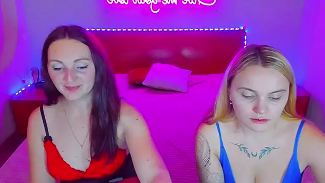 Snapshot of MagicEyess chatting on December 2024 02:35:02 PM MagicEyess online show from December 2024 02:35:02 PM