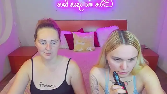 MagicEyess online show from November 2025 06:21:02 PM