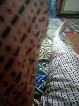 Snapshot of ohana143 chatting on March 2025 04:42:02 PM ohana143 online show from March 2025 04:42:02 PM